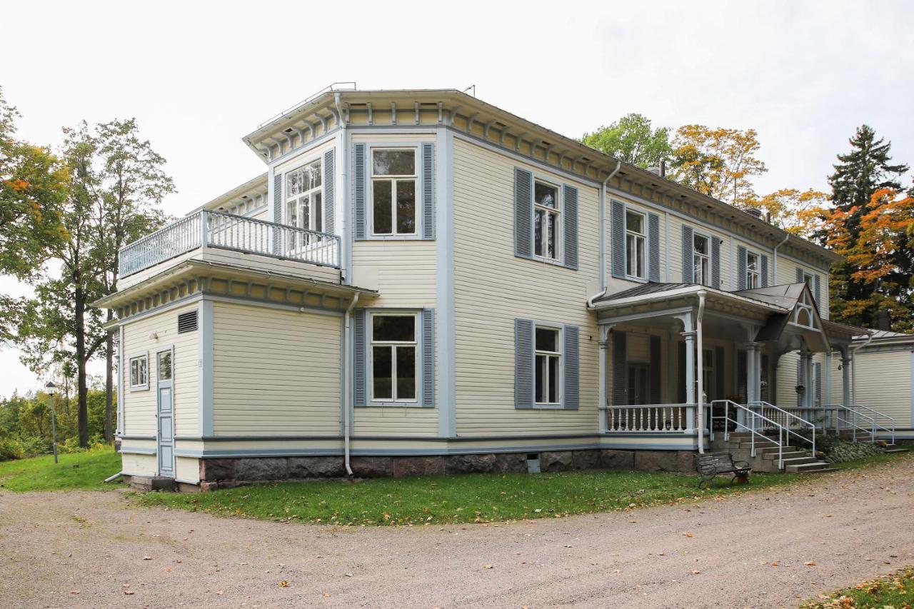 Neitsytniemen Kartanohotelli Virasoja Exterior foto