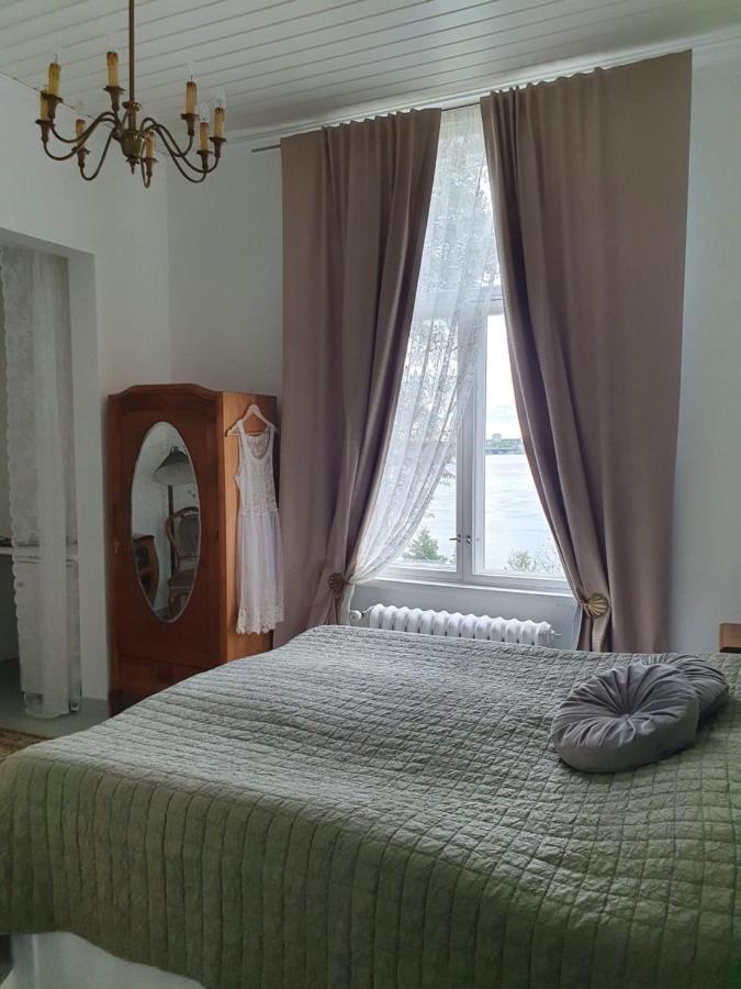 Neitsytniemen Kartanohotelli Virasoja Exterior foto